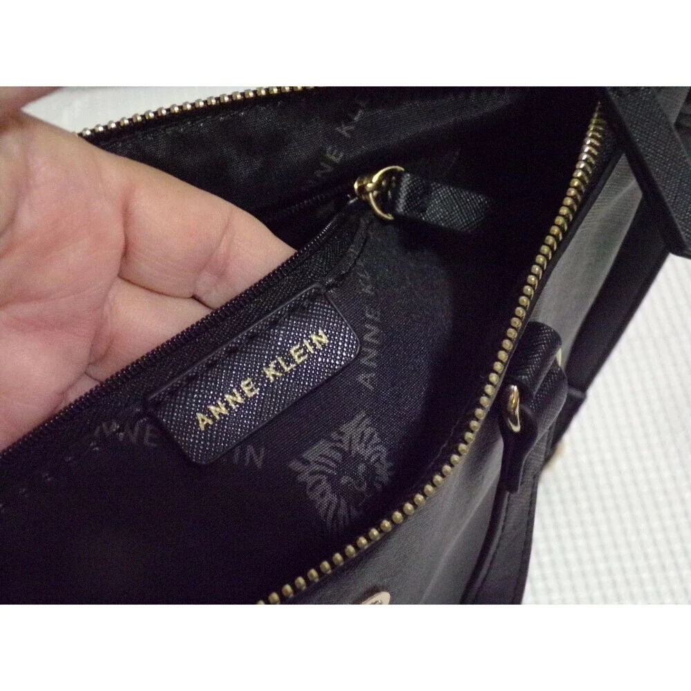Anne Klein Black Shoulder Bag‎ Adj Strap Cold Accents